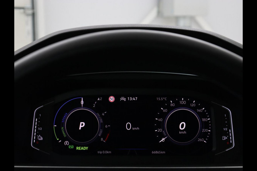 Volkswagen Tiguan 1.4 TSI eHybrid Elegance Exclusive | SOH 93,8% | Panoramadak | Leder | Stoelverwarming | 360 Camera | Adaptive cruise | Virtual Cockpit | Carplay | Park Assist | Keyless | Navigatie | PHEV | Plug In