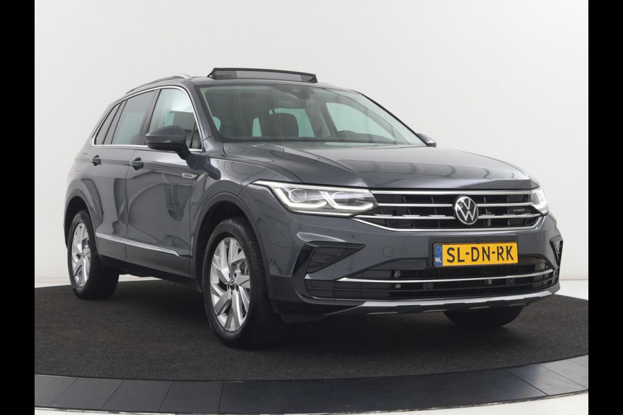 Volkswagen Tiguan 1.4 TSI eHybrid Elegance Exclusive | SOH 93,8% | Panoramadak | Leder | Stoelverwarming | 360 Camera | Adaptive cruise | Virtual Cockpit | Carplay | Park Assist | Keyless | Navigatie | PHEV | Plug In