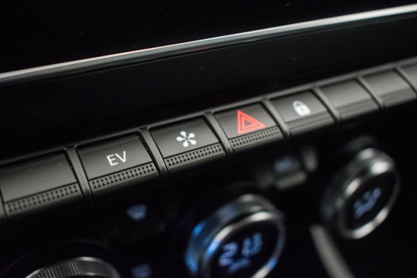 Renault Arkana 1.6 E-Tech Full Hybrid 145 Techno NL-auto [ Panoramadak Digitaal Dasboard Sfeerverlichting Trekhaak Carplay LED ]