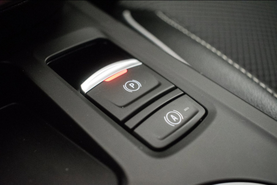 Renault Arkana 1.6 E-Tech Full Hybrid 145 Techno NL-auto [ Panoramadak Digitaal Dasboard Sfeerverlichting Trekhaak Carplay LED ]