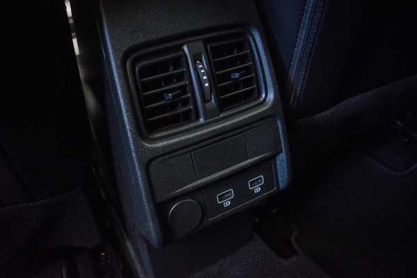 Renault Arkana 1.6 E-Tech Full Hybrid 145 Techno NL-auto [ Panoramadak Digitaal Dasboard Sfeerverlichting Trekhaak Carplay LED ]