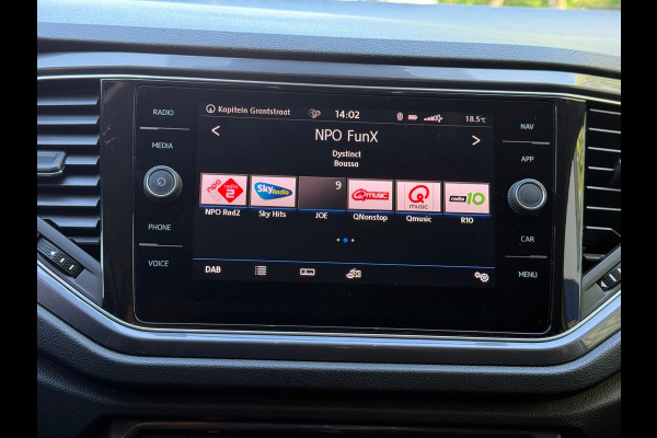Volkswagen T-Roc 1.5 TSI Sport Business R l Virtual l LED Xenon l ACC l Climate l Navi l VDOH l