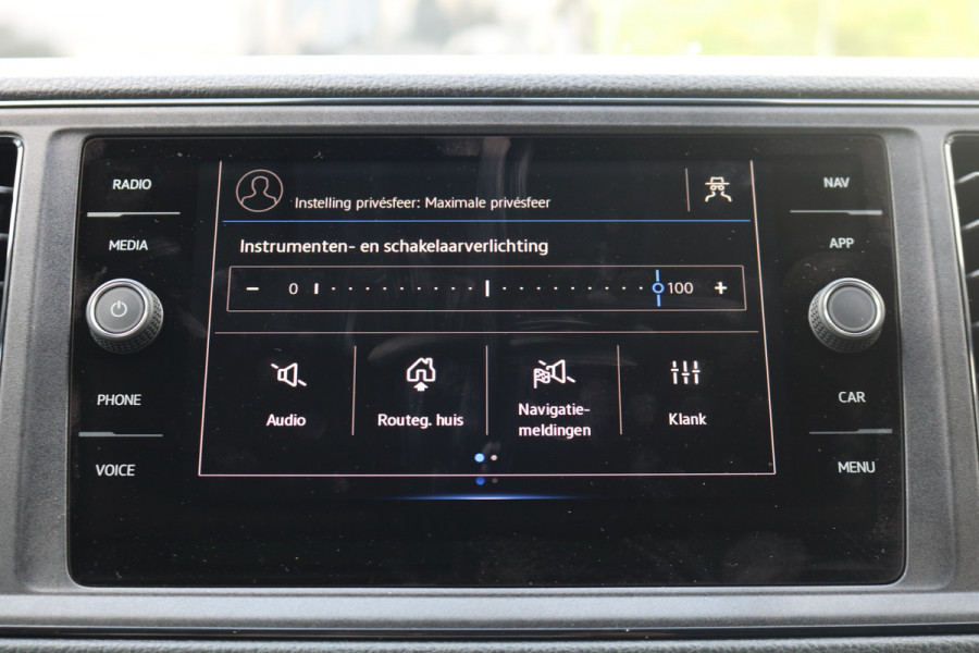 Volkswagen Crafter 2.0 TDI 177pk L3 H3 Automaat Airco Navigatie Apple Carplay Camera