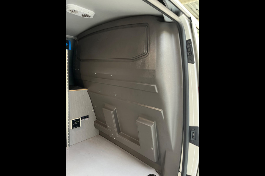 Volkswagen Transporter Automaat DSG Servicewagen 2.0 TDI 150PK euro6 L1H1 Sortimo Inrichting, V230 Omvormer, RIJKLAARPRIJS!