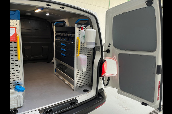 Volkswagen Transporter Automaat DSG Servicewagen 2.0 TDI 150PK euro6 L1H1 Sortimo Inrichting, V230 Omvormer, RIJKLAARPRIJS!