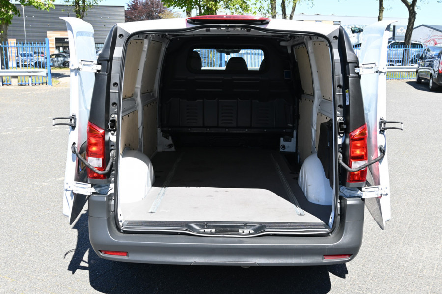 Mercedes-Benz Vito 116 CDI L3 Pro 2500 KG trekhaak afneembaar, Navigatie met camera
