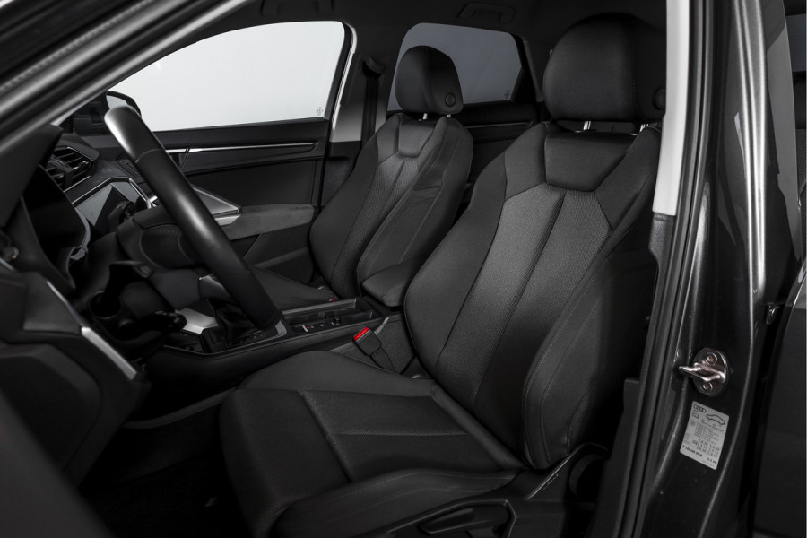 Audi Q3 Sportback 35 TFSI 150 PK S Edition S-Line | Dig. Cockpit | Adapt. Cruise | Stoelverw. | PDC | Camera | App. Connect | ECC | Elek. Klep | Afn. Trekhaak | LM 20"  |