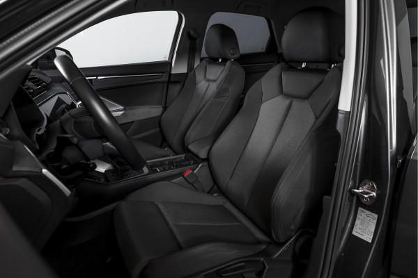 Audi Q3 Sportback 35 TFSI 150 PK S Edition S-Line | Dig. Cockpit | Adapt. Cruise | Stoelverw. | PDC | Camera | App. Connect | ECC | Elek. Klep | Afn. Trekhaak | LM 20"  |