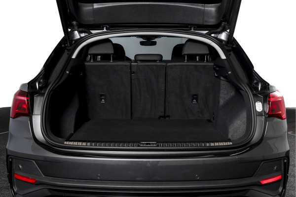 Audi Q3 Sportback 35 TFSI 150 PK S Edition S-Line | Dig. Cockpit | Adapt. Cruise | Stoelverw. | PDC | Camera | App. Connect | ECC | Elek. Klep | Afn. Trekhaak | LM 20"  |