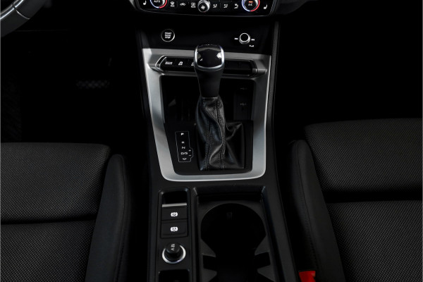 Audi Q3 Sportback 35 TFSI 150 PK S Edition S-Line | Dig. Cockpit | Adapt. Cruise | Stoelverw. | PDC | Camera | App. Connect | ECC | Elek. Klep | Afn. Trekhaak | LM 20"  |
