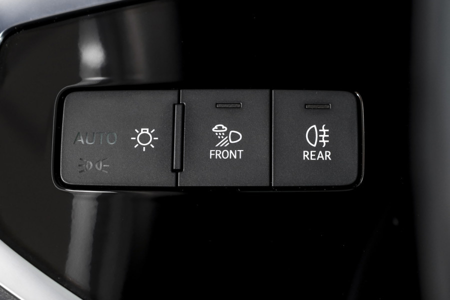 Audi Q3 Sportback 35 TFSI 150 PK S Edition S-Line | Dig. Cockpit | Adapt. Cruise | Stoelverw. | PDC | Camera | App. Connect | ECC | Elek. Klep | Afn. Trekhaak | LM 20"  |