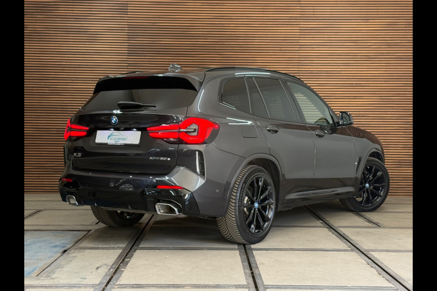 BMW X3 XDrive30e | M-Sport Pro | VOL! | Shadow-Line | SOPHISTOGRAU | M-Schaalstoelen | PANO | HuD I Sensatec|BMW Live Dash