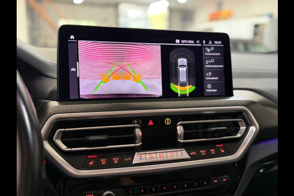BMW X3 XDrive30e | M-Sport Pro | VOL! | Shadow-Line | SOPHISTOGRAU | M-Schaalstoelen | PANO | HuD I Sensatec|BMW Live Dash