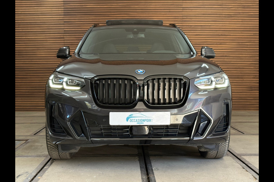 BMW X3 XDrive30e | M-Sport Pro | VOL! | Shadow-Line | SOPHISTOGRAU | M-Schaalstoelen | PANO | HuD I Sensatec|BMW Live Dash