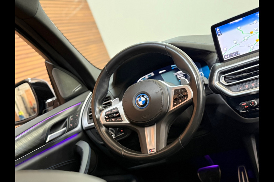 BMW X3 XDrive30e | M-Sport Pro | VOL! | Shadow-Line | SOPHISTOGRAU | M-Schaalstoelen | PANO | HuD I Sensatec|BMW Live Dash