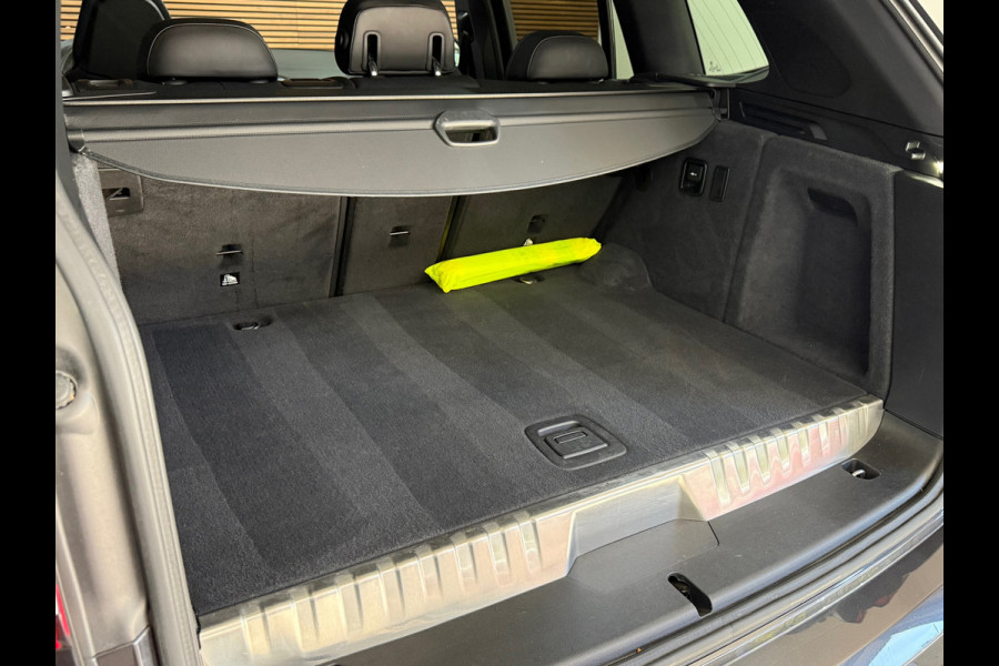 BMW X3 XDrive30e | M-Sport Pro | VOL! | Shadow-Line | SOPHISTOGRAU | M-Schaalstoelen | PANO | HuD I Sensatec|BMW Live Dash