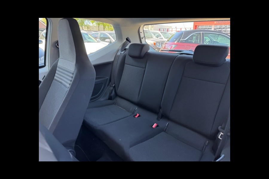 Volkswagen up! 1.0 - Cruise-Parkeersensoren-Stoelverwarming
