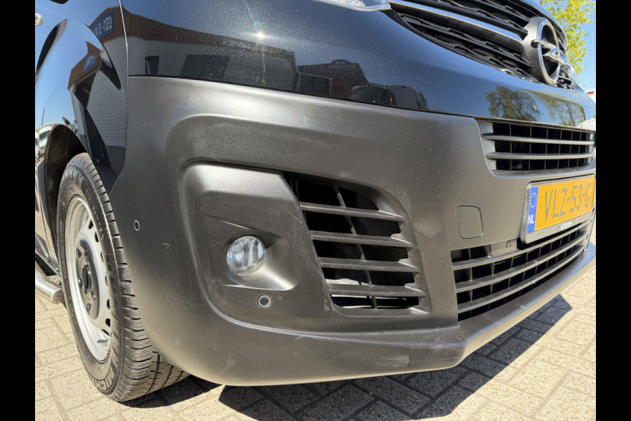 Opel Vivaro 1.5 CDTI L2H1 Selection / euro 6 / bpm vrij / vaste prijs rijklaar € 17.950 ex btw / lease vanaf € 302 / dubbele schuifdeur / zwart metallic / trekhaak / airco / cruise