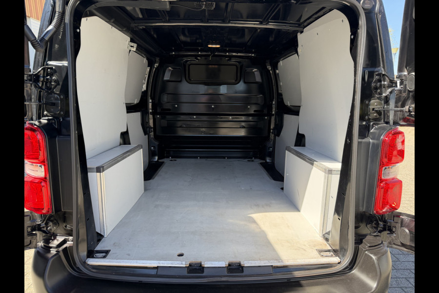Opel Vivaro 1.5 CDTI L2H1 Selection / euro 6 / bpm vrij / vaste prijs rijklaar € 17.950 ex btw / lease vanaf € 302 / dubbele schuifdeur / zwart metallic / trekhaak / airco / cruise