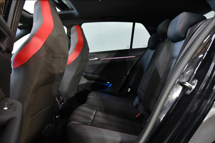 Volkswagen Golf 2.0 TSI GTI