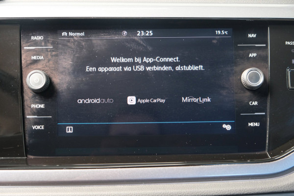 Volkswagen Polo 1.0 TSI Highline R-Line Automaat - N.A.P. Airco, Cruise, Virtual Display, Carmera, Carplay, Navi.