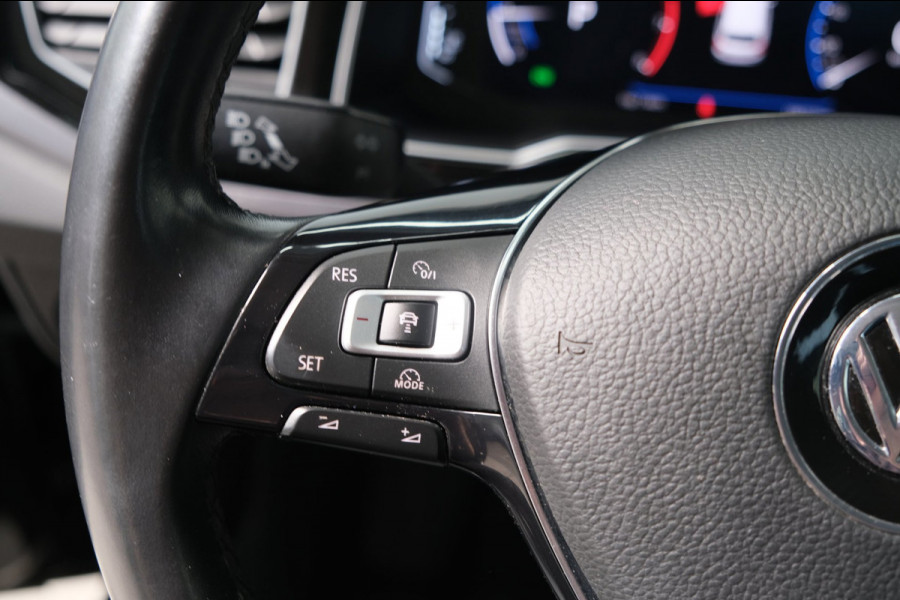 Volkswagen Polo 1.0 TSI Highline R-Line Automaat - N.A.P. Airco, Cruise, Virtual Display, Carmera, Carplay, Navi.