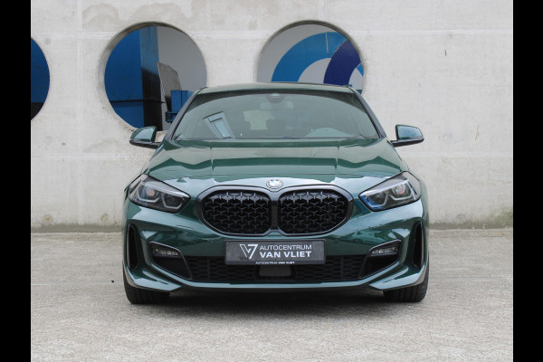 BMW 1-serie 120i Executive | PANORAMISCH SCHUIFDAK | 19' LICHTMETALEN VELGEN | LEDEREN BEKLEDING |