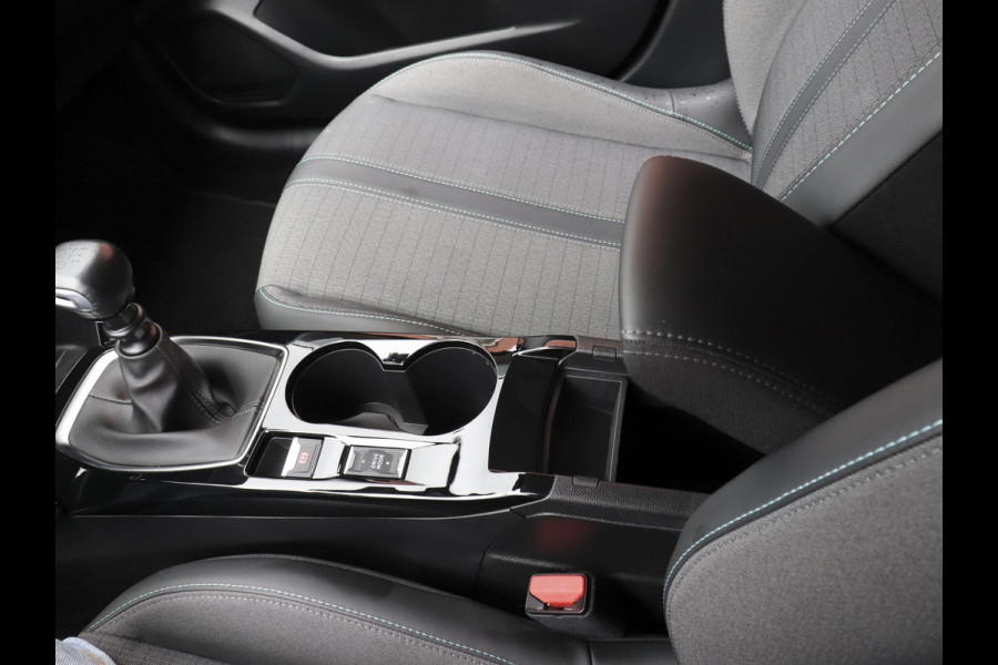 Peugeot 208 1.2 PureTech 101pk Allure Pack Navigatie Apple Carplay/Android Auto Climate Control Digitale Cockpit Parkeer sensoren
