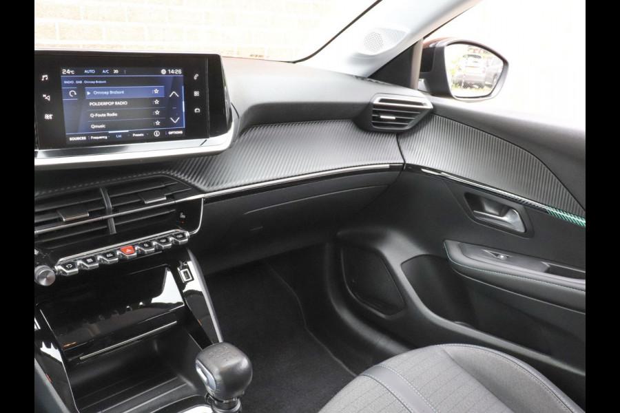 Peugeot 208 1.2 PureTech 101pk Allure Pack Navigatie Apple Carplay/Android Auto Climate Control Digitale Cockpit Parkeer sensoren