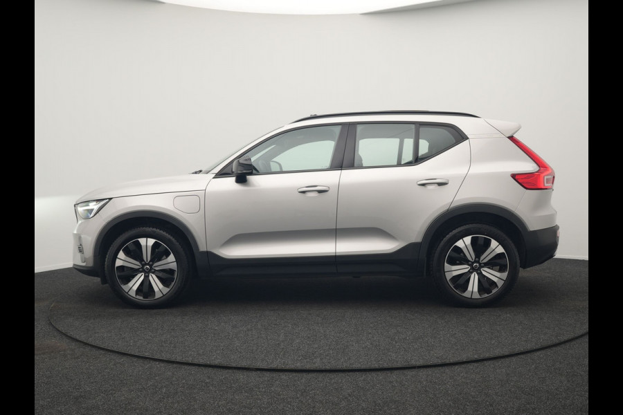 Volvo XC40 T5 Ultimate Dark PHEV 262pk Dealer O.H. | Trekhaak Af Fabriek | Panodak | Camera | Harman / Kardon | Alcantara Sportstoelen Memory & Verwarmd | Apple Carplay | Navigatie | Stuur Verwarmd | Keyless | DAB | Virtual | 19"L.M |