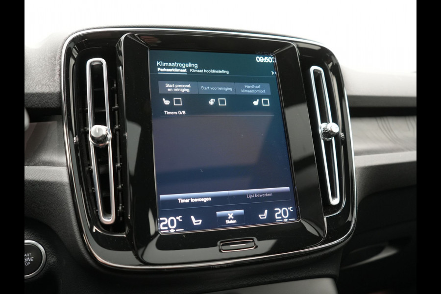 Volvo XC40 T5 Ultimate Dark PHEV 262pk Dealer O.H. | Trekhaak Af Fabriek | Panodak | Camera | Harman / Kardon | Alcantara Sportstoelen Memory & Verwarmd | Apple Carplay | Navigatie | Stuur Verwarmd | Keyless | DAB | Virtual | 19"L.M |