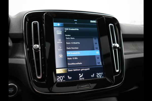 Volvo XC40 T5 Ultimate Dark PHEV 262pk Dealer O.H. | Trekhaak Af Fabriek | Panodak | Camera | Harman / Kardon | Alcantara Sportstoelen Memory & Verwarmd | Apple Carplay | Navigatie | Stuur Verwarmd | Keyless | DAB | Virtual | 19"L.M |