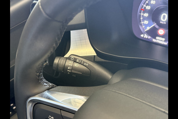 Volvo XC40 1.5 T4 Recharge Inscription Expression | Panoramadak | Camera | Apple Carplay