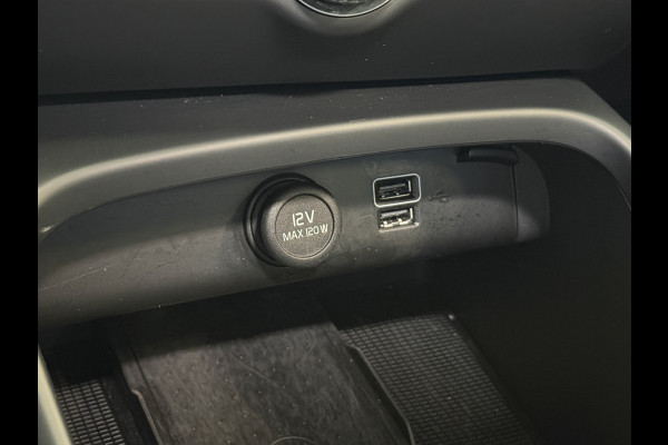 Volvo XC40 1.5 T4 Recharge Inscription Expression | Panoramadak | Camera | Apple Carplay