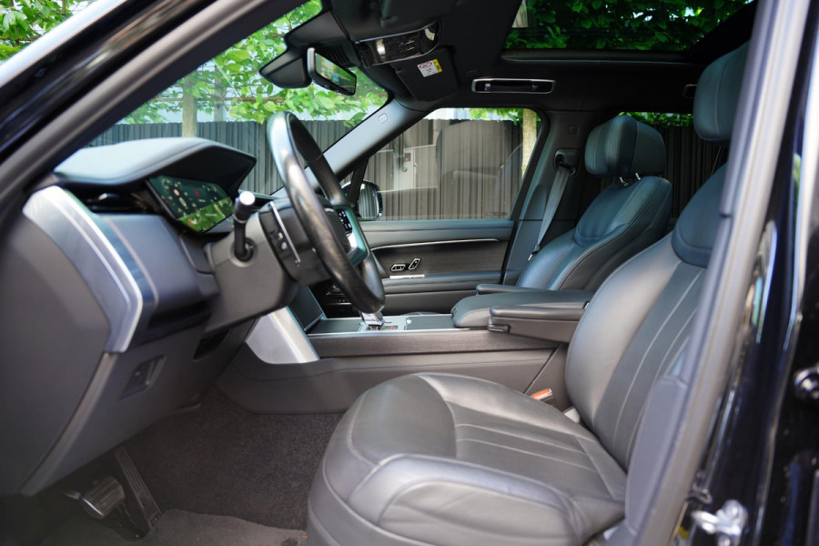 Land Rover Range Rover D350 Autobiography 23 Inch / Elekt. Trekhaak / Massage