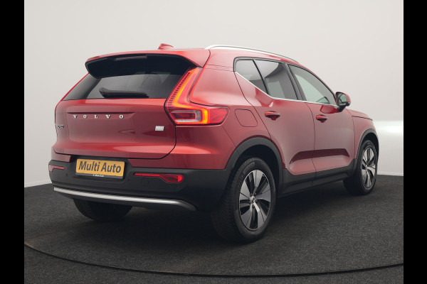 Volvo XC40 T5 Plus Bright PHEV 262pk Dealer O.H. | Trekhaak Af Fabriek | Adaptive Cruise | 360 Camera | Harman / Kardon | Lederen Sportstoelen Memory & Verwarmd | Stuur Verwarmd | Keyless | Blis | Apple Carplay | Navigatie | DAB | Plug In Hybrid |