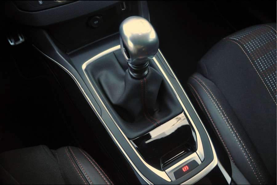 Peugeot 308 SW 1.2 PureTech GT-line | Camera | Pano | Trekhaak