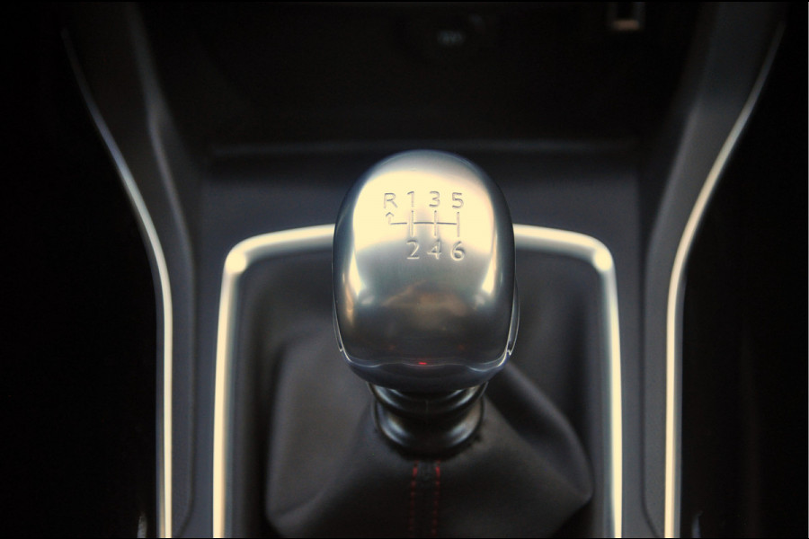 Peugeot 308 SW 1.2 PureTech GT-line | Camera | Pano | Trekhaak