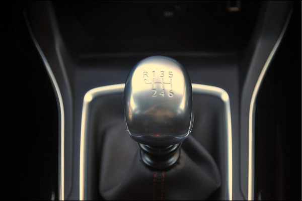 Peugeot 308 SW 1.2 PureTech GT-line | Camera | Pano | Trekhaak