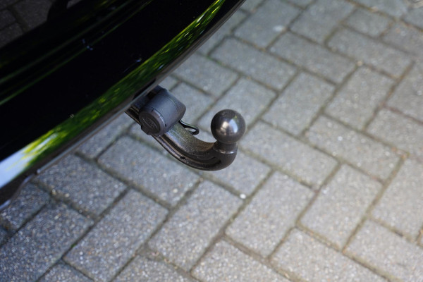 Land Rover Range Rover P 550 E Autobiography Perlino Leder / Meridian Signature / Elekt. Trekhaak