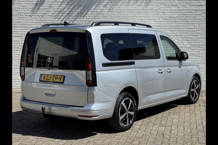 Volkswagen Caddy Maxi 1.5 TSI 7p Automaat Cruise Clima Camera + PDC V+A Trekhaak Carplay Dab+