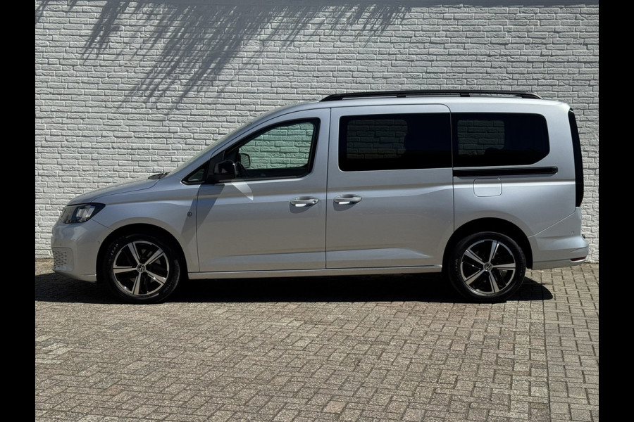 Volkswagen Caddy Maxi 1.5 TSI 7p Automaat Cruise Clima Camera + PDC V+A Trekhaak Carplay Dab+