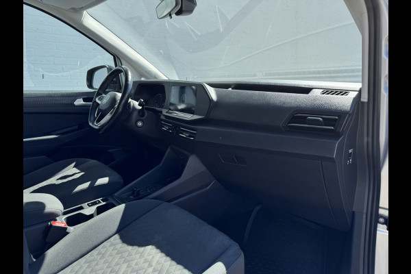 Volkswagen Caddy Maxi 1.5 TSI 7p Automaat Cruise Clima Camera + PDC V+A Trekhaak Carplay Dab+