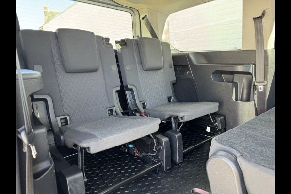 Volkswagen Caddy Maxi 1.5 TSI 7p Automaat Cruise Clima Camera + PDC V+A Trekhaak Carplay Dab+