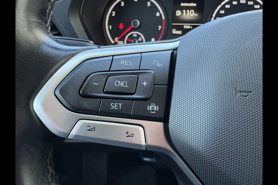 Volkswagen Caddy Maxi 1.5 TSI 7p Automaat Cruise Clima Camera + PDC V+A Trekhaak Carplay Dab+