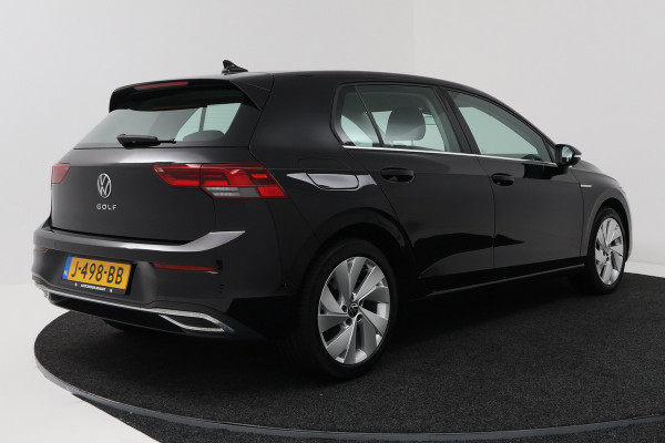 Volkswagen Golf 1.5 TSI Style (CARPLAY, CAMERA, MASSAGE STOELEN, ADAPTIVE CRUISE, CARPLAY, GOED ONDERHOUDEN)