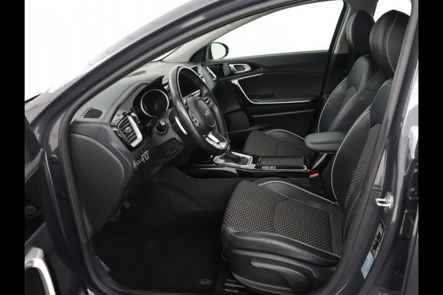 Kia Xceed 1.6 GDi PHEV DynamicLine | Half leder | Carplay | Camera | Navigatie | Keyless | Climate control | Bluetooth | Cruise control | Full LED | Plug In