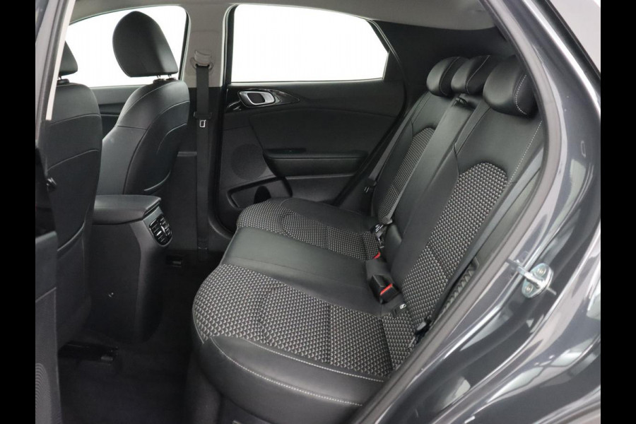 Kia Xceed 1.6 GDi PHEV DynamicLine | Half leder | Carplay | Camera | Navigatie | Keyless | Climate control | Bluetooth | Cruise control | Full LED | Plug In