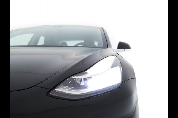 Tesla Model 3 Standard RWD Plus 60 kWh # !!! MULTIMEDIA DISPLAY DEFECT# [ 3-Fase-11kW ] {SOH-84%} (INCL-BTW) Aut. *PANO | AUTO-PILOT | LEATHER | KEYLESS | FULL-LED | MEMORY-PACK | SURROUND-VIEW | DAB | CARPLAY | DIGI-COCKPIT | LANE-ASSIST | COMFORT-SEATS | 18"ALU*