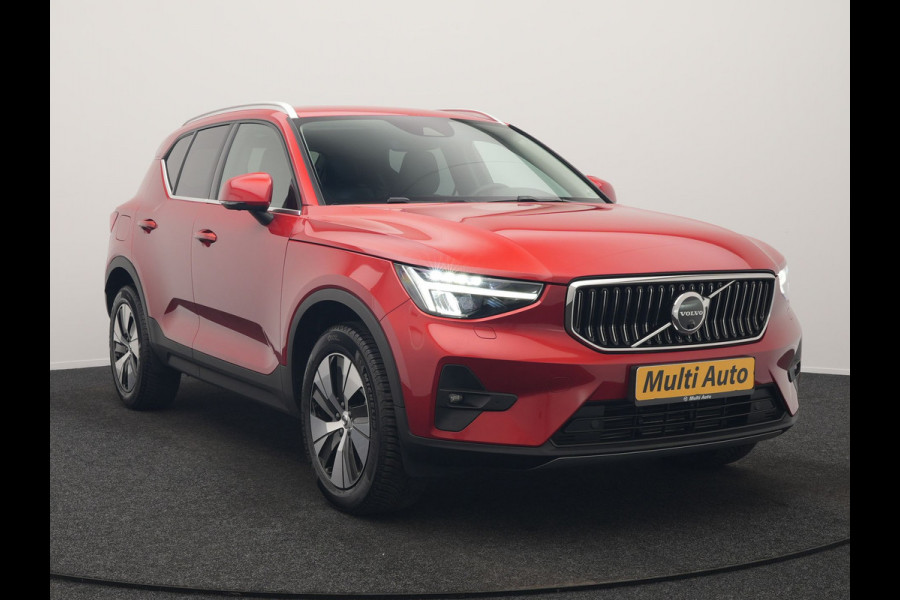 Volvo XC40 T5 Plus Bright PHEV 262pk Dealer O.H. | Trekhaak Af Fabriek | Adaptive Cruise | 360 Camera | Harman / Kardon | Lederen Sportstoelen Memory & Verwarmd | Stuur Verwarmd | Keyless | Blis | Apple Carplay | Navigatie | DAB | Plug In Hybrid |